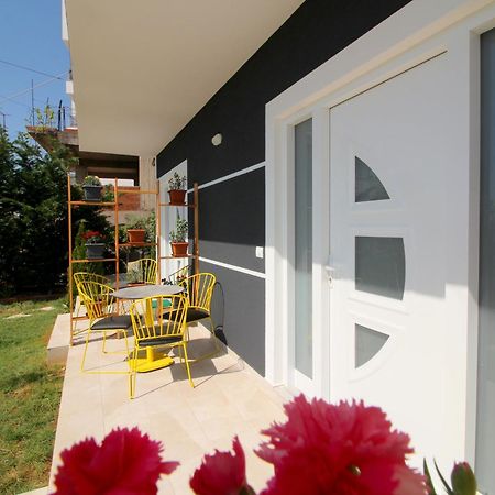 Alis Apartments Sarande Ngoại thất bức ảnh