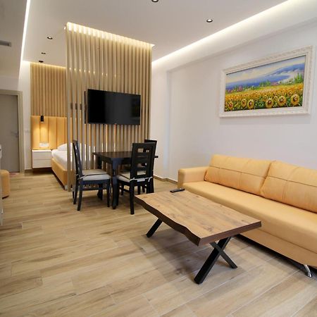 Alis Apartments Sarande Ngoại thất bức ảnh