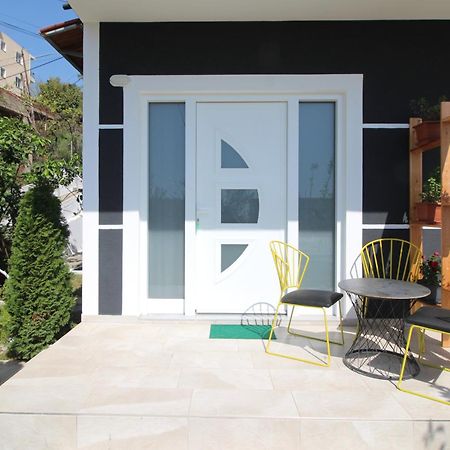 Alis Apartments Sarande Ngoại thất bức ảnh