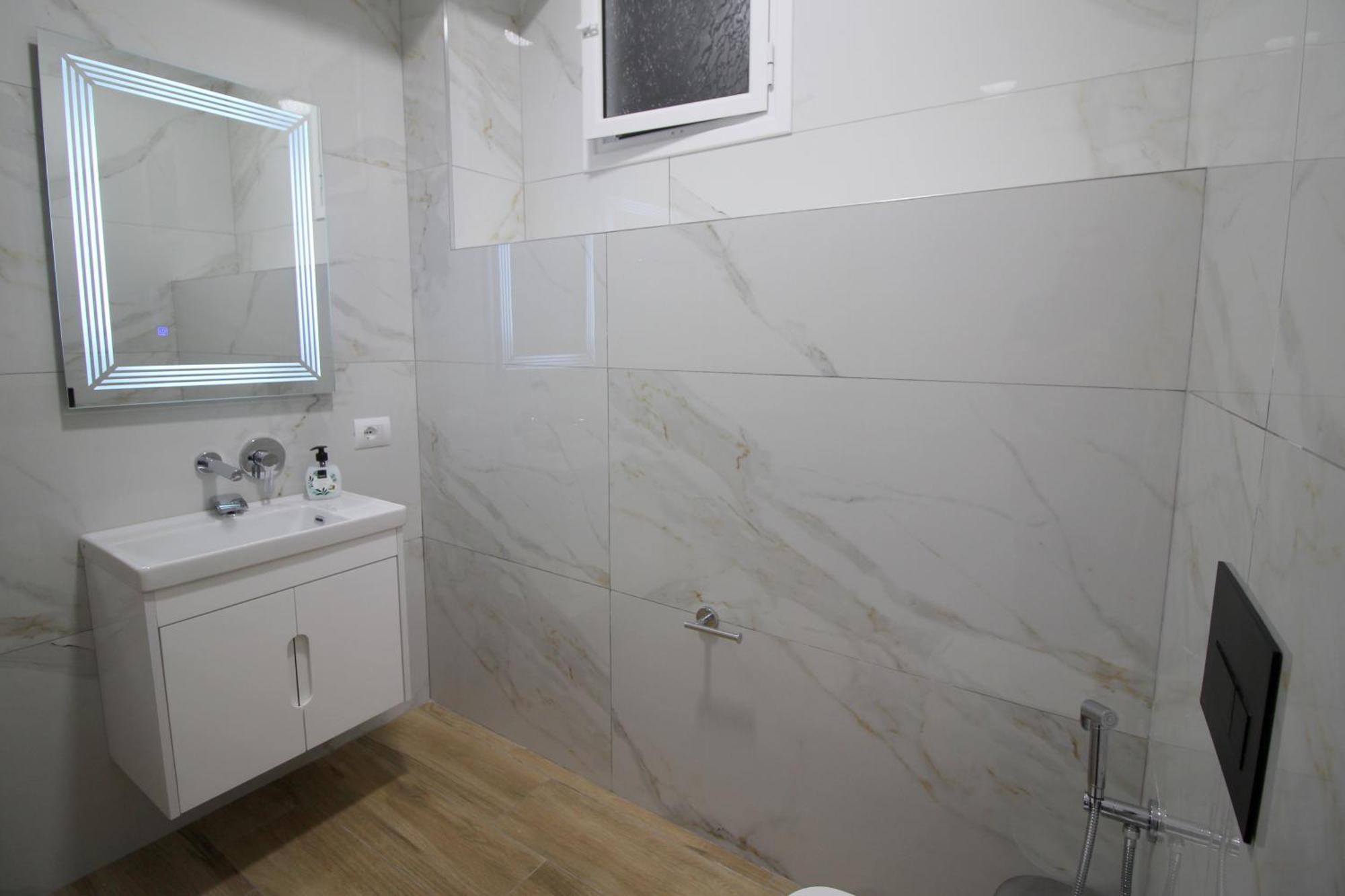 Alis Apartments Sarande Ngoại thất bức ảnh