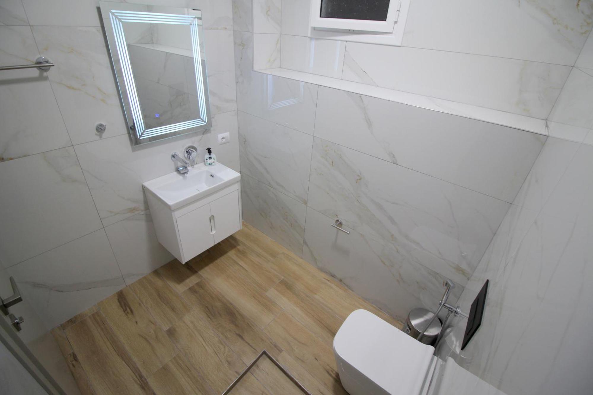 Alis Apartments Sarande Ngoại thất bức ảnh