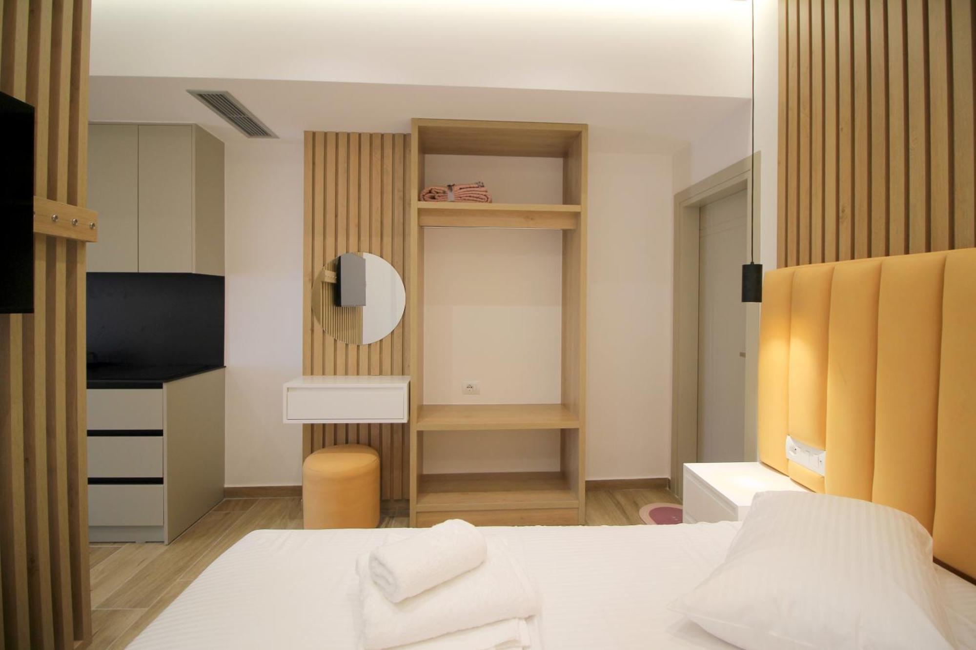 Alis Apartments Sarande Ngoại thất bức ảnh