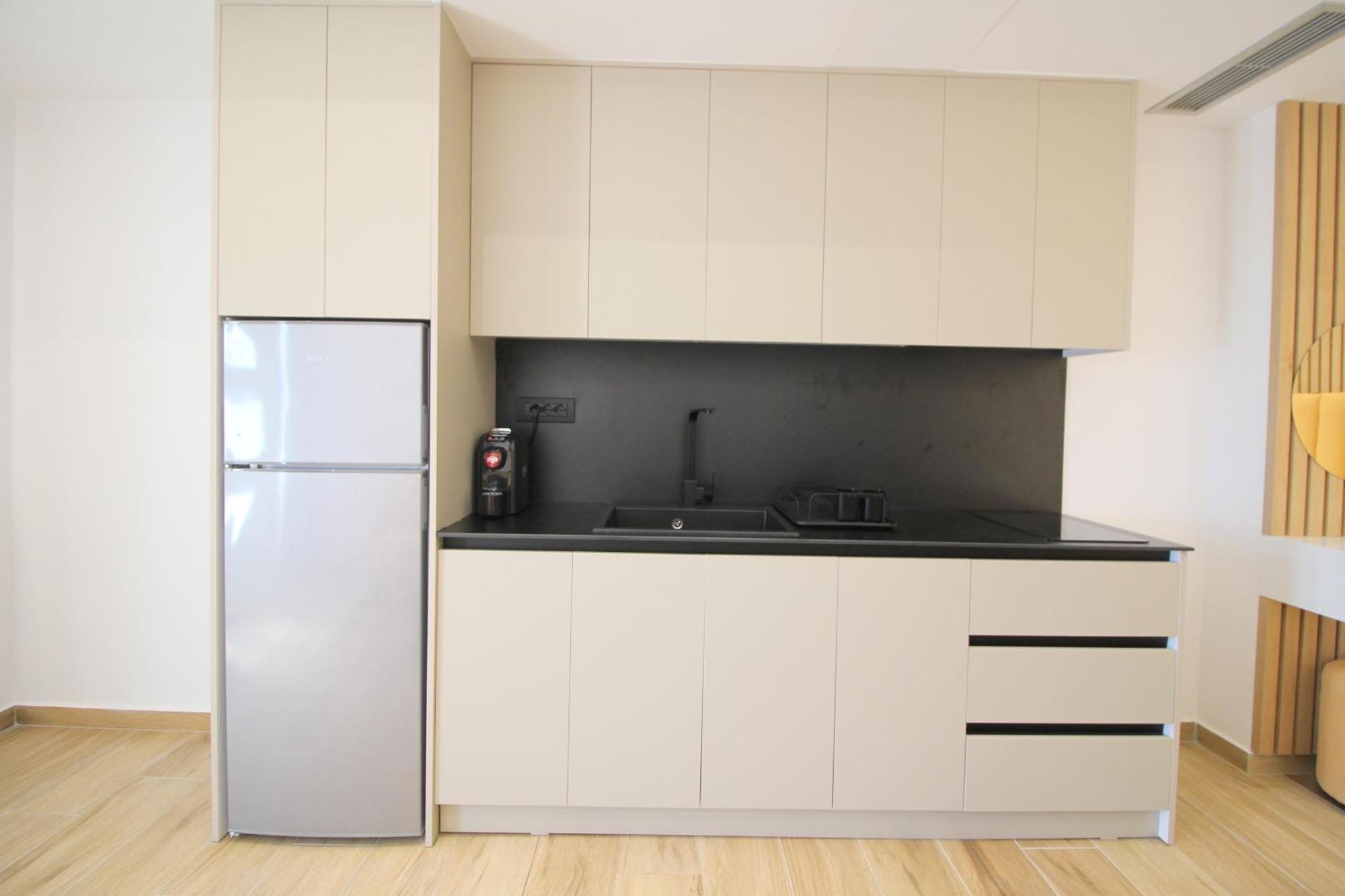 Alis Apartments Sarande Ngoại thất bức ảnh