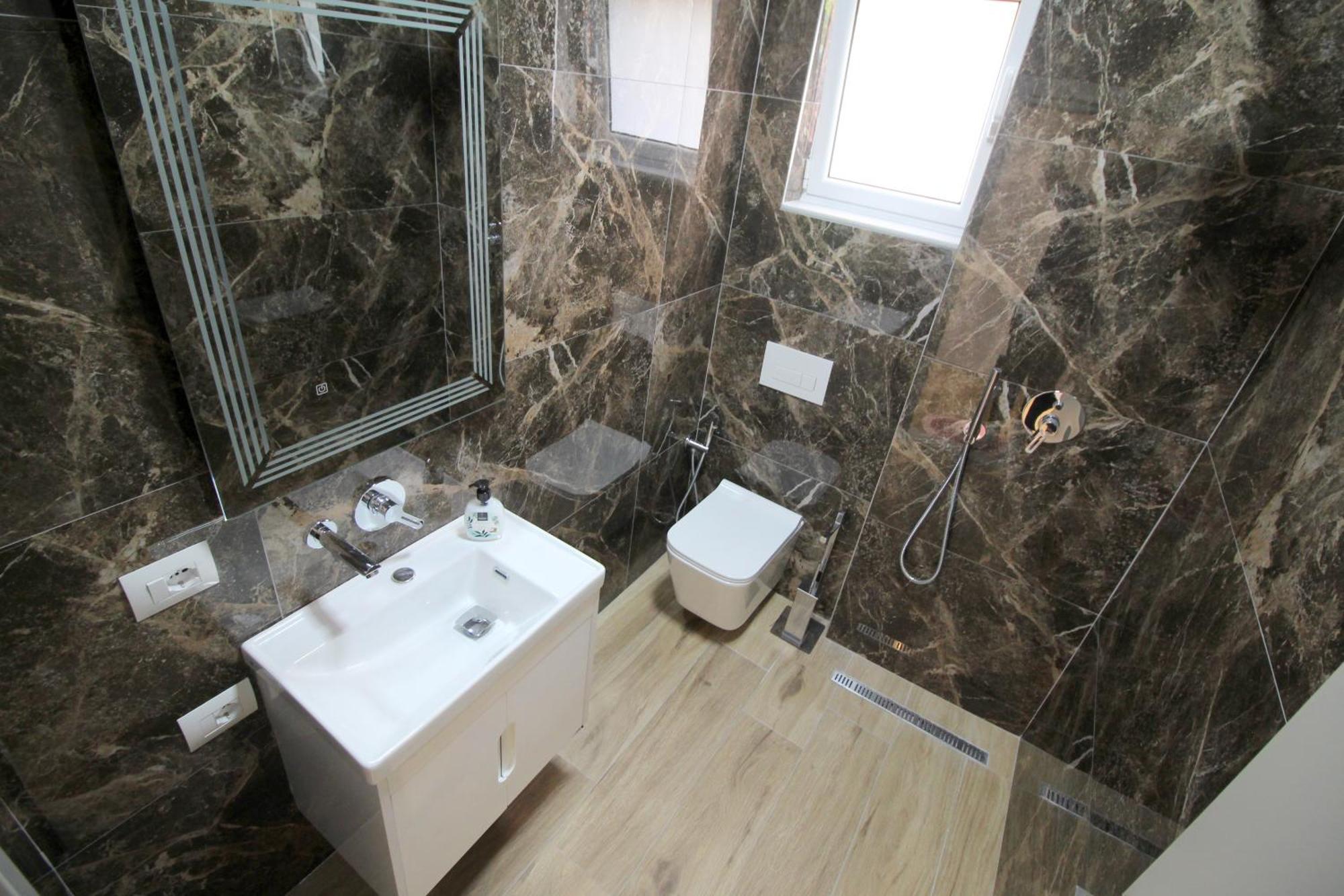 Alis Apartments Sarande Ngoại thất bức ảnh